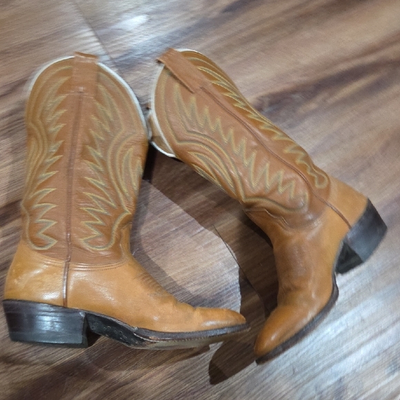 Nocona Tan Leather Cowboy Boots - Picture 5 of 12